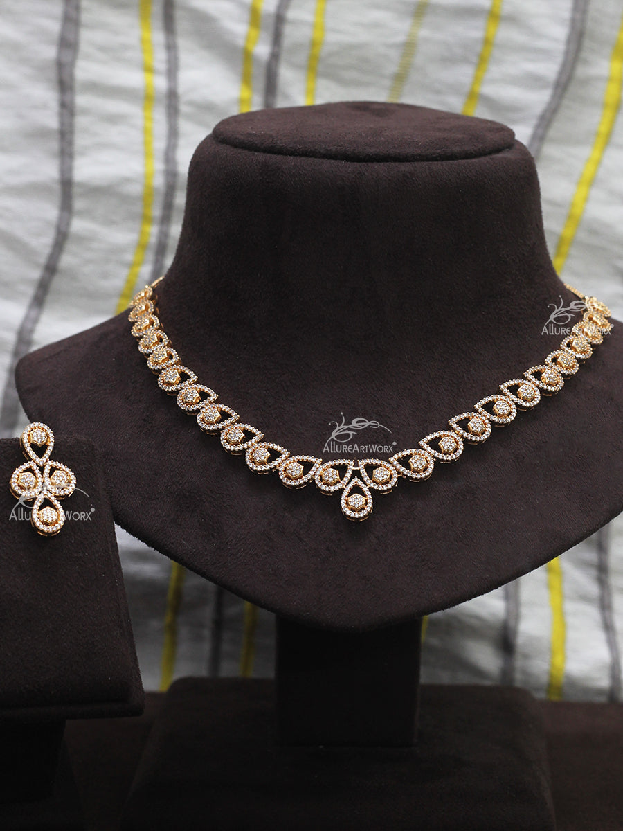 Dazzling Necklace